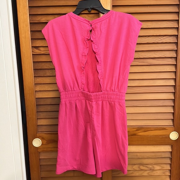 Ladies Crown & Ivy Romper NWOT - Picture 2 of 3